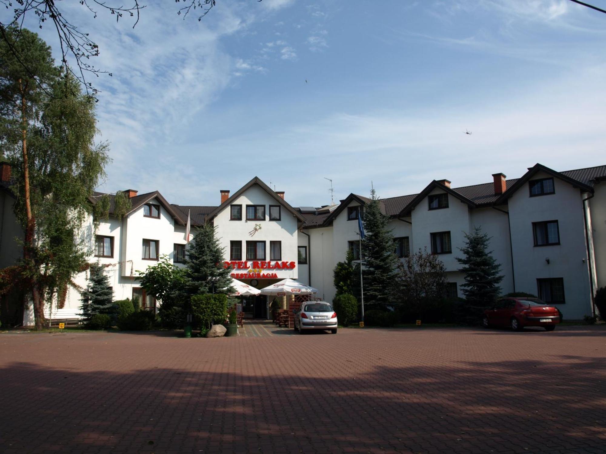 Hotel Relaks Wola Ducka エクステリア 写真