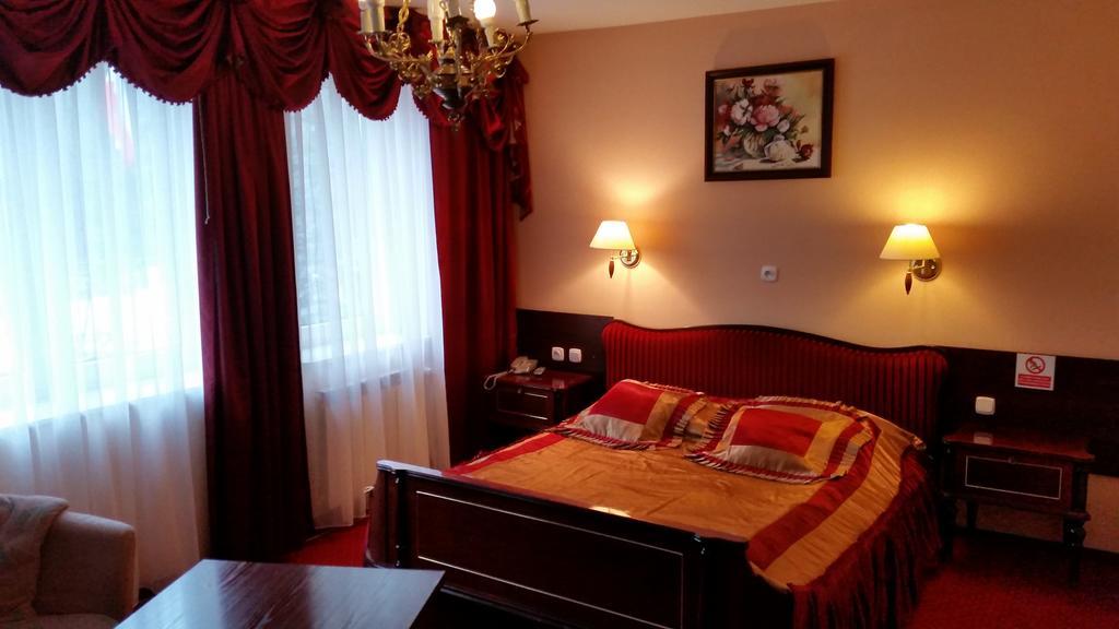 Hotel Relaks Wola Ducka 部屋 写真
