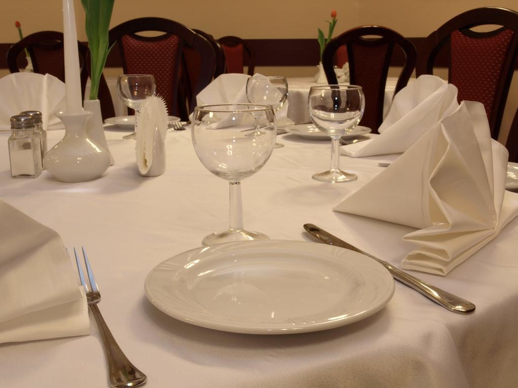 Hotel Relaks Wola Ducka エクステリア 写真